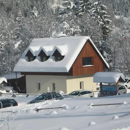 Podkoren 82 Appartamento